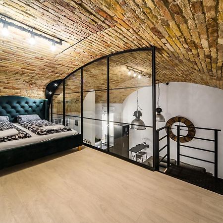Spacious Loft In The Heart Of Downtown Budapest Eksteriør bilde
